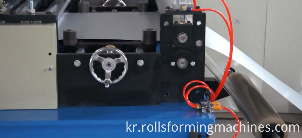 샌드위치 패널 롤 성형기 Sandwich Panel Roll Forming Machine